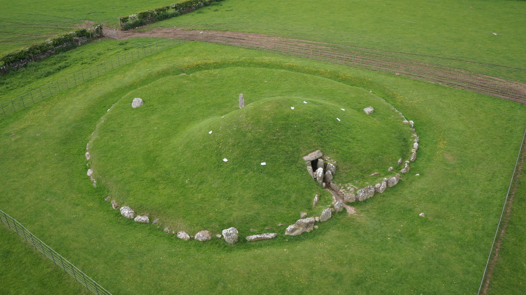 Capturing Bryn Celli Ddu